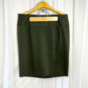 NWOT Lane Bryant Olive Green Pencil Skirt size 16